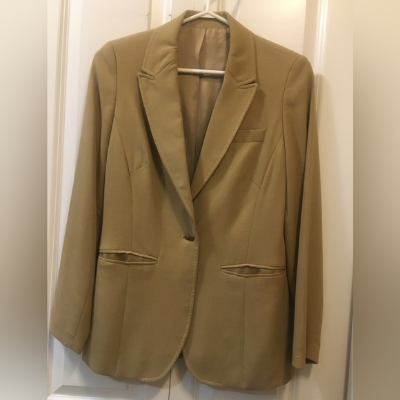 One button women’s blazer - Picture 2 of 2
